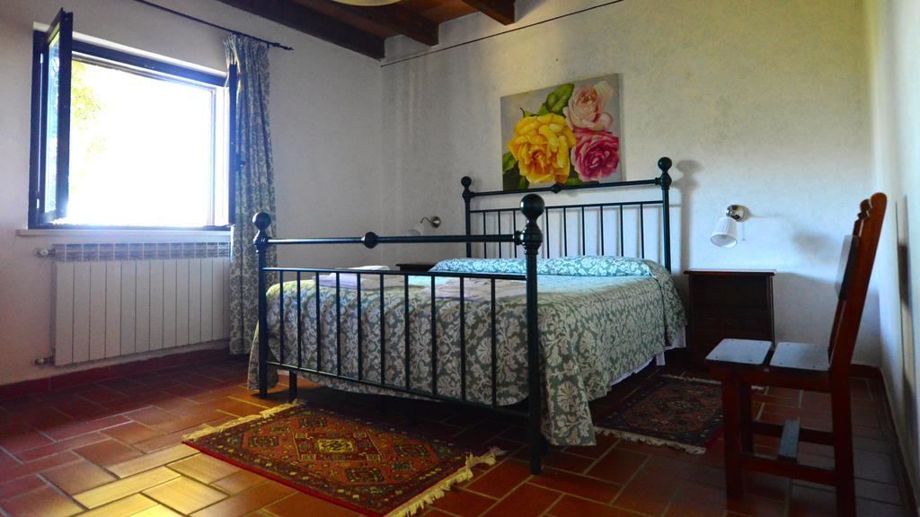Гостевой дом Fattoria Di Fugnano Сан-Джиминьяно Экстерьер фото